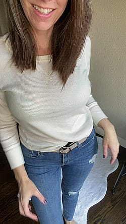 Real 40yo Mom Feeling Extra MILFy After Morning Errands ?'