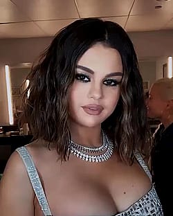 Selena Gomez'