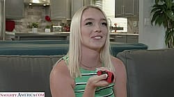 [My Sister’s Hot Friend] Juliette Mint - Petite Blonde Teen Juliette Mint Discovers Her Friends Brother Has A BIG Dick And Now She Wants It!'