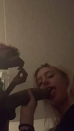 Blonde Getting High And Blowing D-List Soundcloud Rapper At House Party'