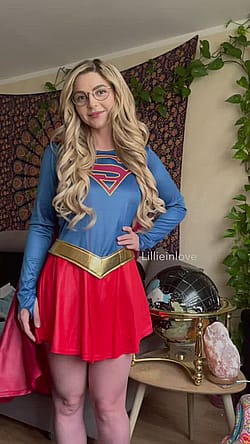 SuperGirl By Lillieinlove'