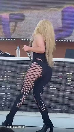 Iggy Azalea Big Ass'