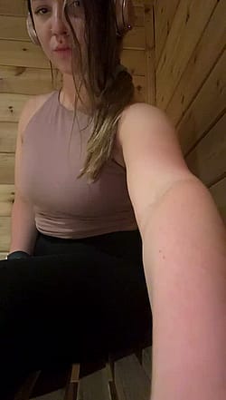 First date idea: Tittyfucking in the sauna, yay or nay??'