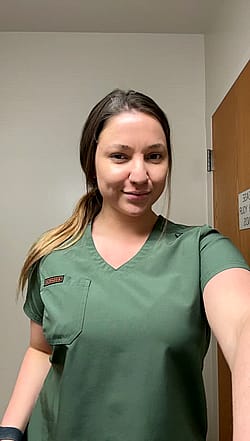 First date idea: Tittyfucking a nurse while on duty, yay or nay?????'