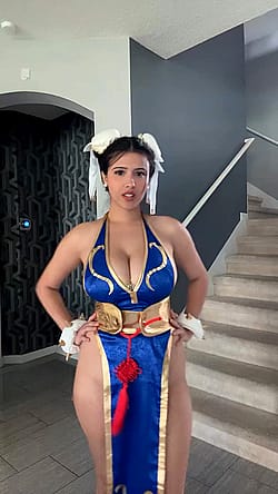 Chun Li by Strawberrytabby'