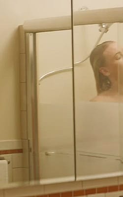 Yvonne Strahovski caught masturbating in the shower'