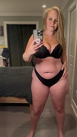 I'm loving my milf curves post-kids so much more than my pre-kids body'