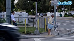 helping hand for grandma squirt'