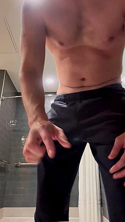 (43) dad in the public locker room. No one saw.'