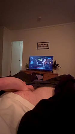 My huge thick white cock looking pretty 😅'