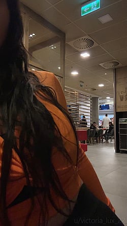 Titty Flashing at McDonald's: Amateur Boobs and Brunette Nude'