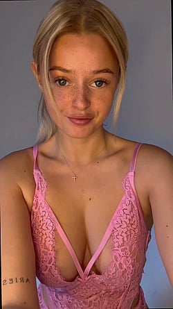 F18 Looking for Older Guy to Notice Her - Big Tits Teen Amateur'