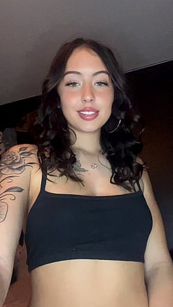 Big Tits OnlyFans: Let's Make a PornTok Together!'
