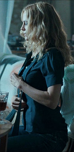 Heather Graham's Natural Tits'