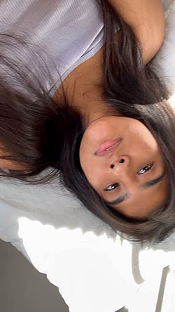 Latina Pussy Taste Test: Amateur Video'