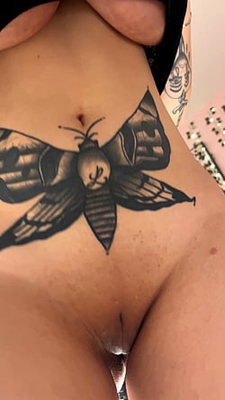 Homemade OnlyFans Video: Cute Petite Pussy'