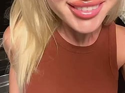 19yo Horny Chick Wants to Breed You'