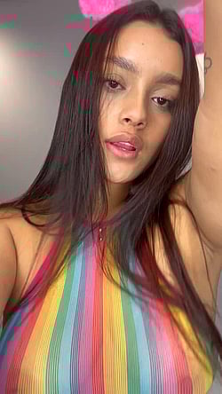 Should I Fuck a Random Redditor Y or N? Latina, OnlyFans, Tits'