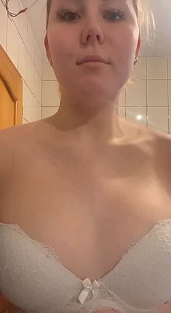 Petite Titties: A Turn Off or a Turn On?'
