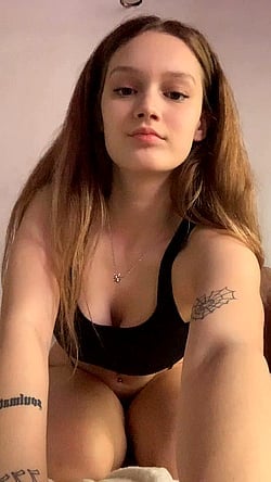 Click the link in bio to chat with me - Big Tits'