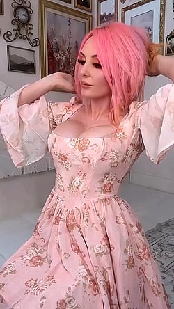 Pink Dress, Big Tits, and Boobs: A Busty Cosplay by Jessica Nigri'