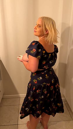 Finish Your Dinner, Get Dessert: Boobs, Cumshot, Dildo, J-Cup MILF, Natural Tits, Pornstar, Pussy, Solo'
