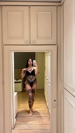 Tatted Teen Takes Selfie in Bedroom'