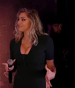 Kate Upton's Big Tits and Ass'