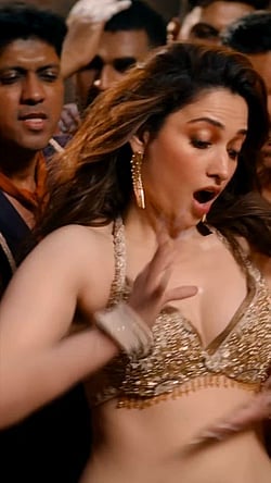 Bollywood Babe Gets Naughty: Masturbating in Gold Lace'