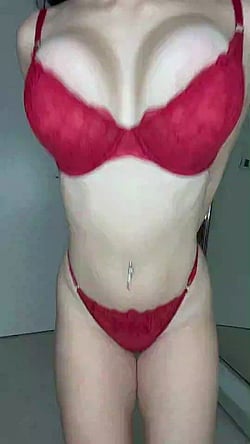 Bouncy Blonde Cock: Homemade Masturbating'