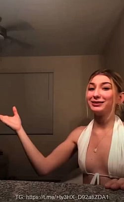 Live Nipple Slip: Big Nipples, Intentional, Nipslip, Small Nipples'