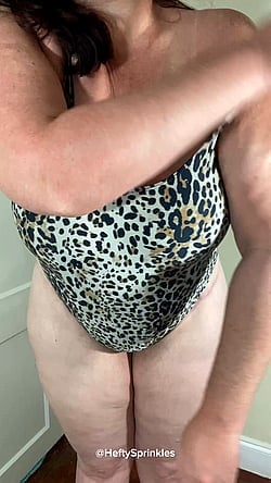 43 year old tits for your stroking pleasure'