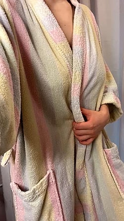 Hairy Pussy: What's Your Opinion on My Body?'
