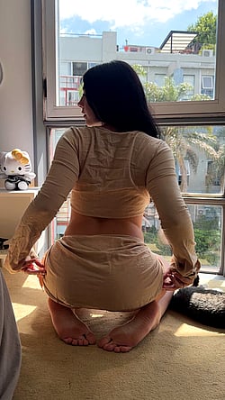 Spank My Ass: Will You Give Me an A?'