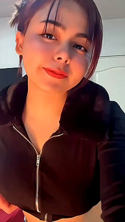 Asian Babe with Big Tits and Bouncing Boobs'