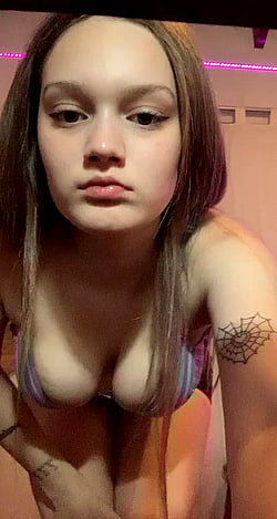 Bouncy Tits Amateur Cumshot'