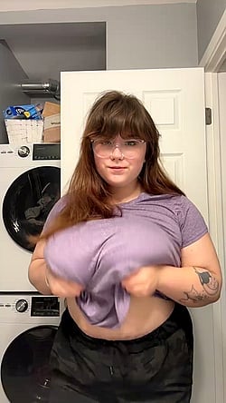 Extra Large Tits Today: Brunette BBW Thick Tits'