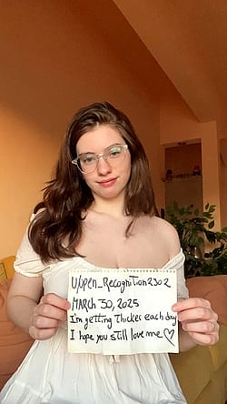 New verification 🙈 I hope you guys are doing fine and healthy😘 Have you accomplished something from your New Year's resolution?'