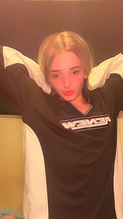 Amateur Teen Gets Turned On By Professor's Comments'