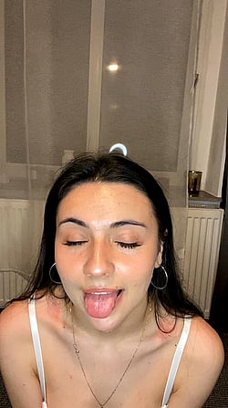 Sexy Latina Titties Revealed: Look Closely'