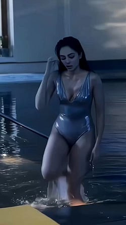 Sobhita Dhulipala in a Tight Bikini'