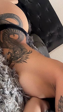 Blonde Blowjob: I've Got More in Hidden Places Too!'