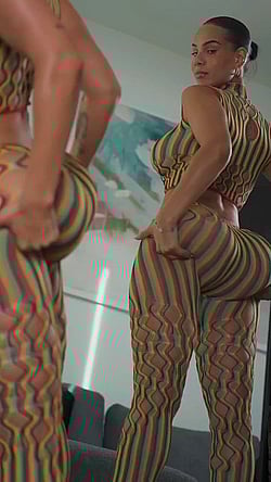 Big Ass Twerking: 'gyatt' Video'