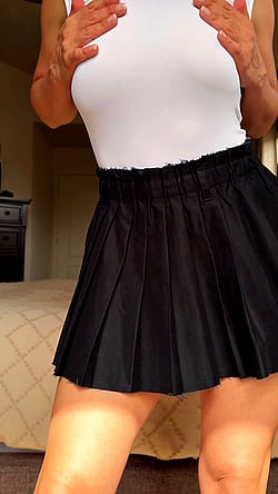 Sneak a Peek at the MILF's Booty and Dump a Load'