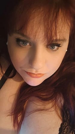 34 Butt Showing Off - Big Tits, Boobs, MILF'