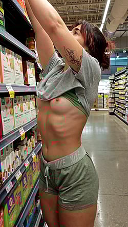 I'll Get It: Flashing Amateur Video with OnlyFans and Voyeur Tags'
