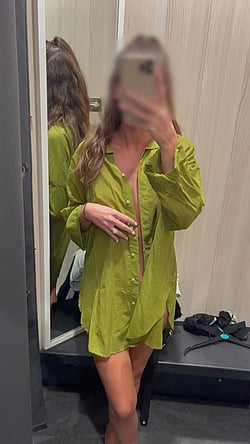 XS But Perfect: Close Up of Lingerie and Tits'