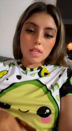 I'm the Little Tease That Can Make You Hard: Amateur, Big Tits, OC'
