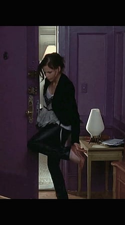 Sarah Michelle Gellar's Underwear Moment'