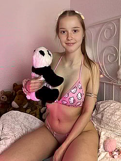 Babe in a Bikini: Insecure and Lonely'